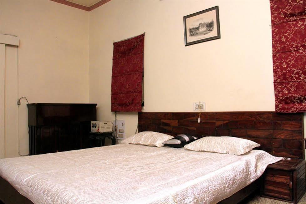 Tourist Guest House アムリトサル エクステリア 写真